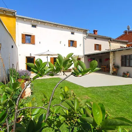 Feriehus Alen 2243 Šajini