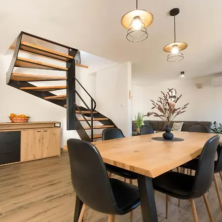 Alen 2243 Feriehus